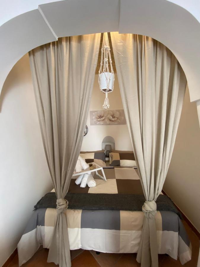 Apartamento La Dimora Nelle Stelle Ostuni Exterior foto